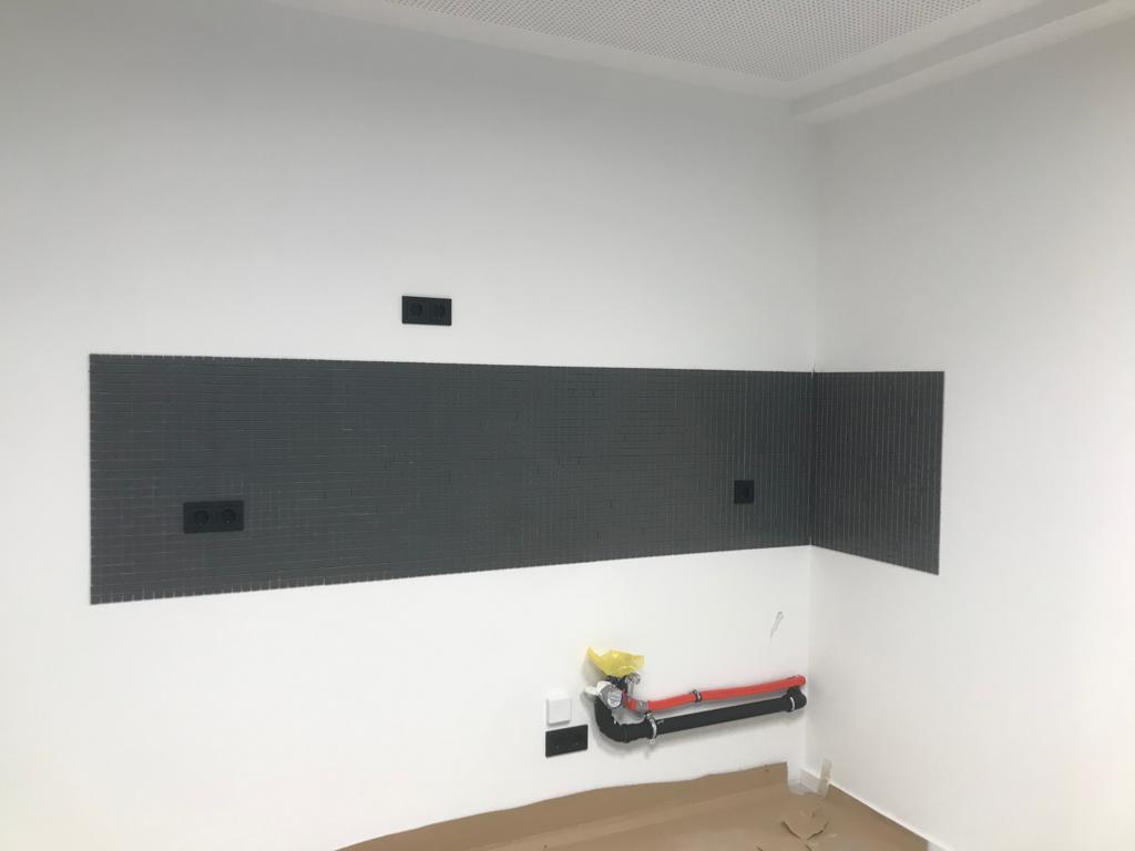 3d75d348-209b-4f93-a937-e47282fa2376